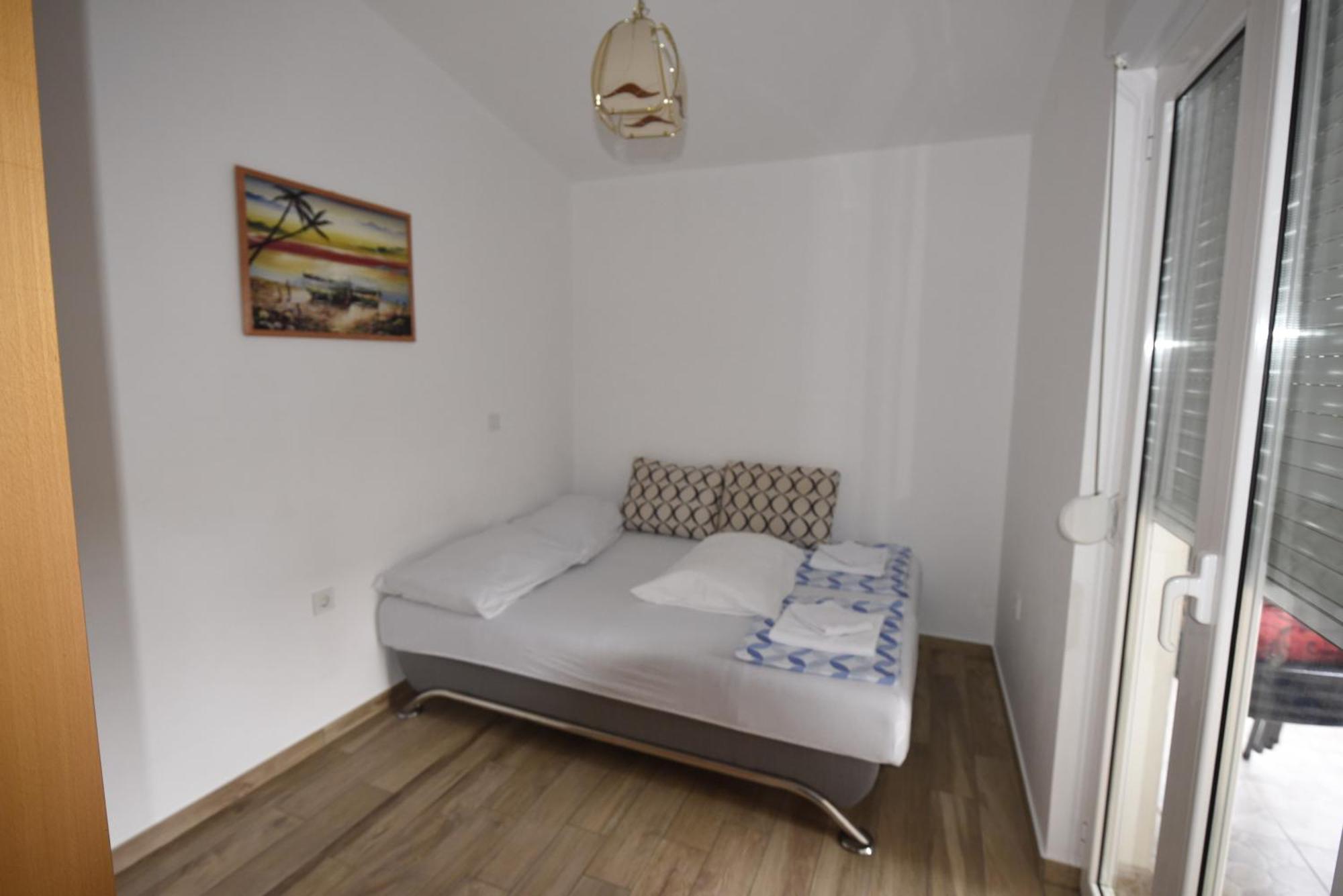 Apartmani Puzek Бибине Екстериор снимка