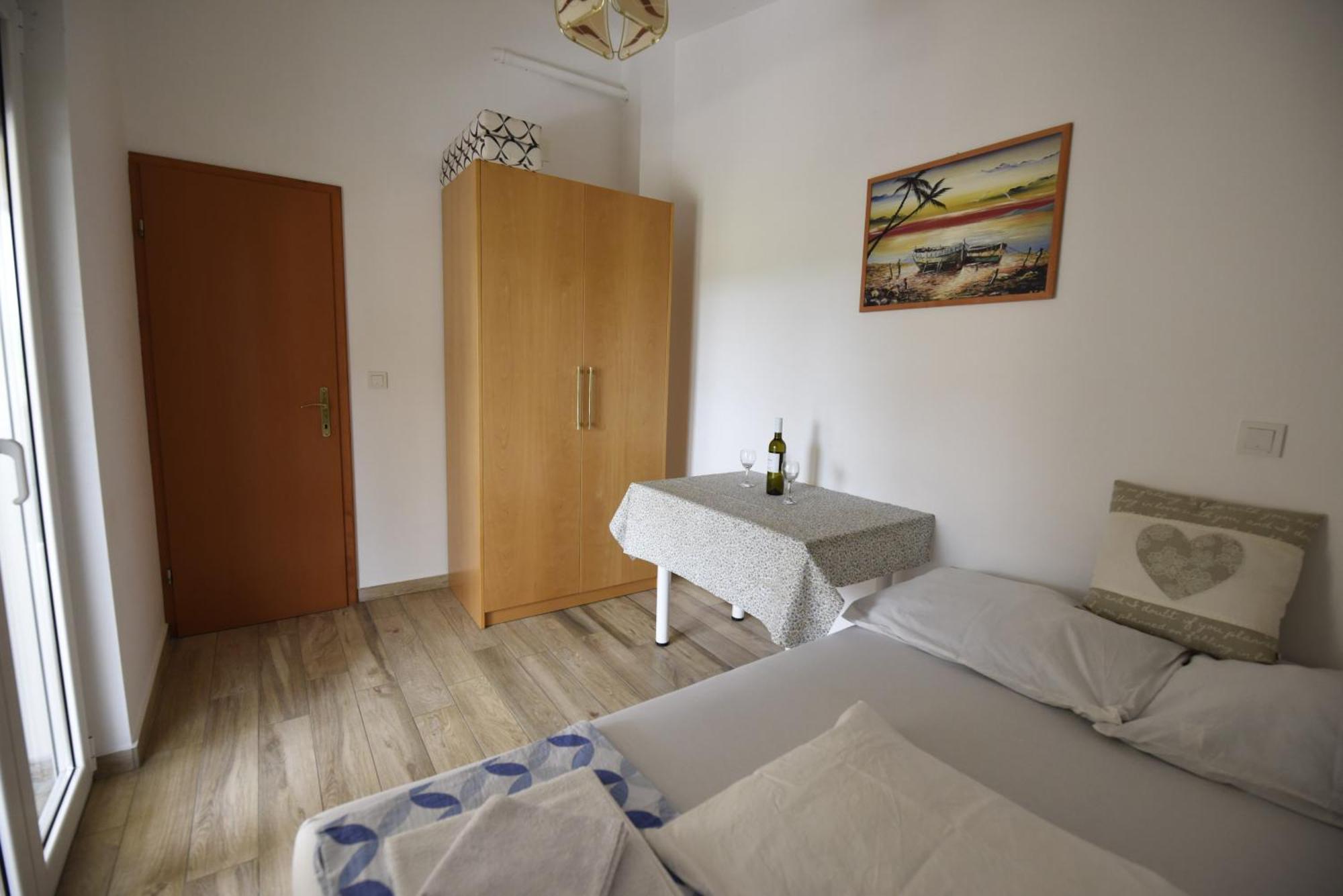 Apartmani Puzek Бибине Екстериор снимка