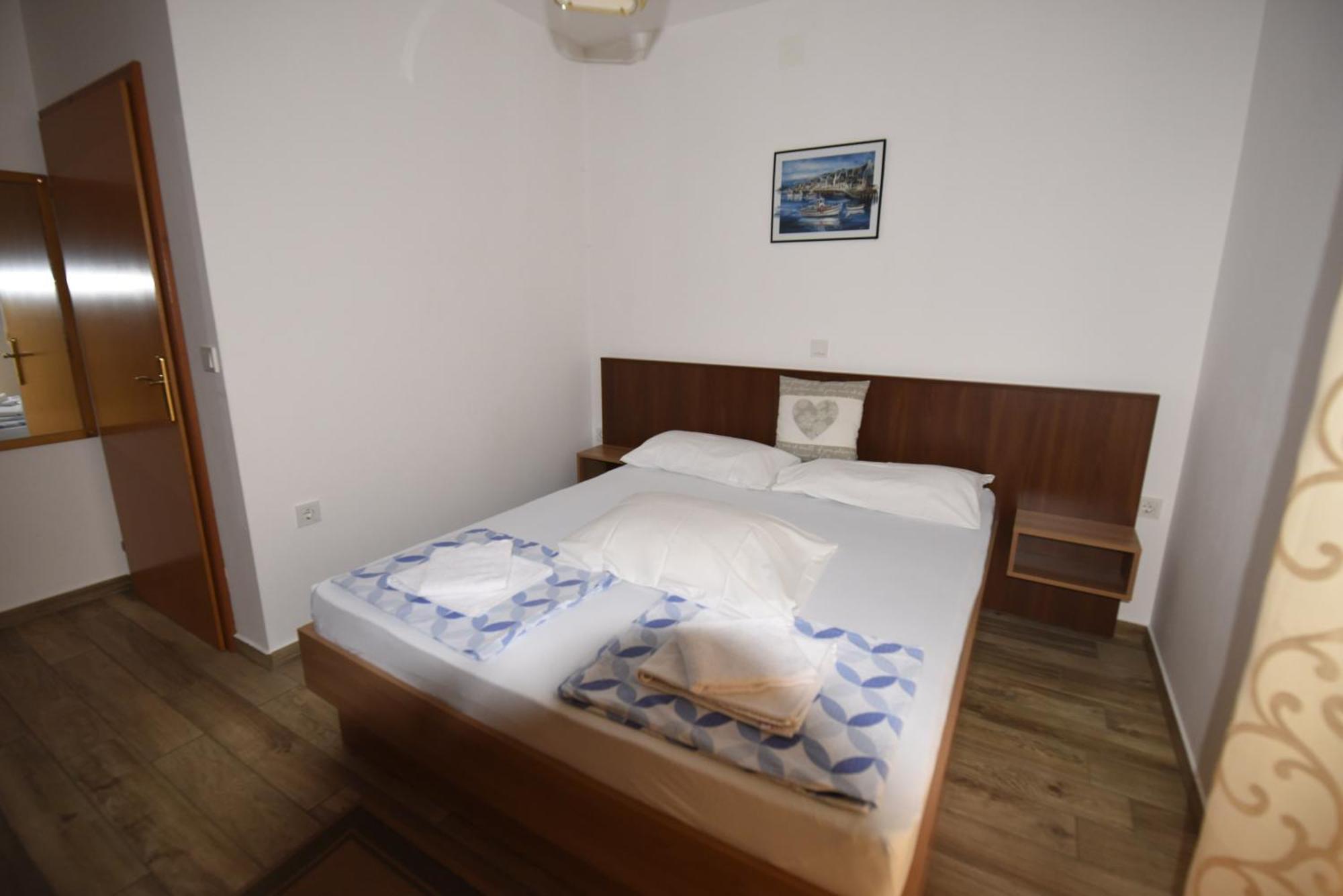 Apartmani Puzek Бибине Екстериор снимка