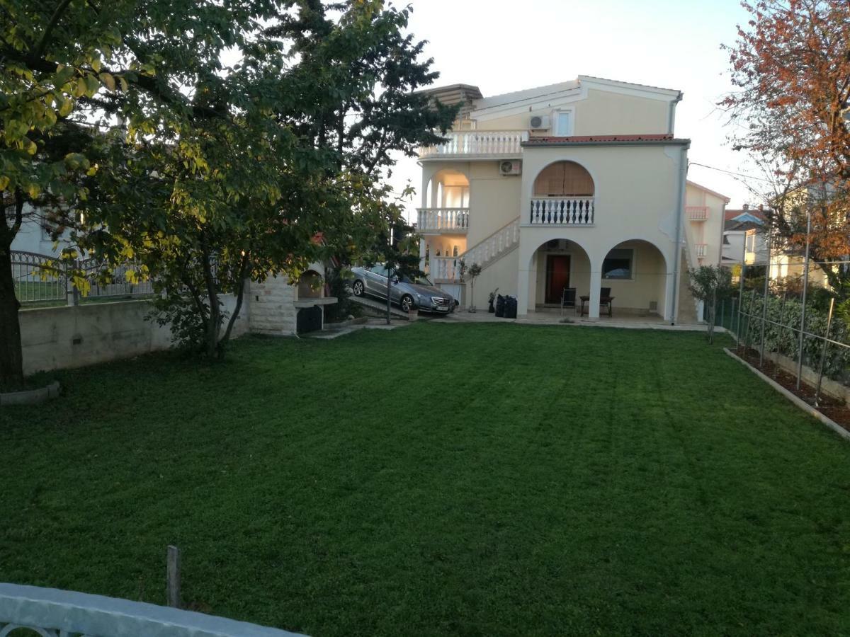Apartmani Puzek Бибине Екстериор снимка